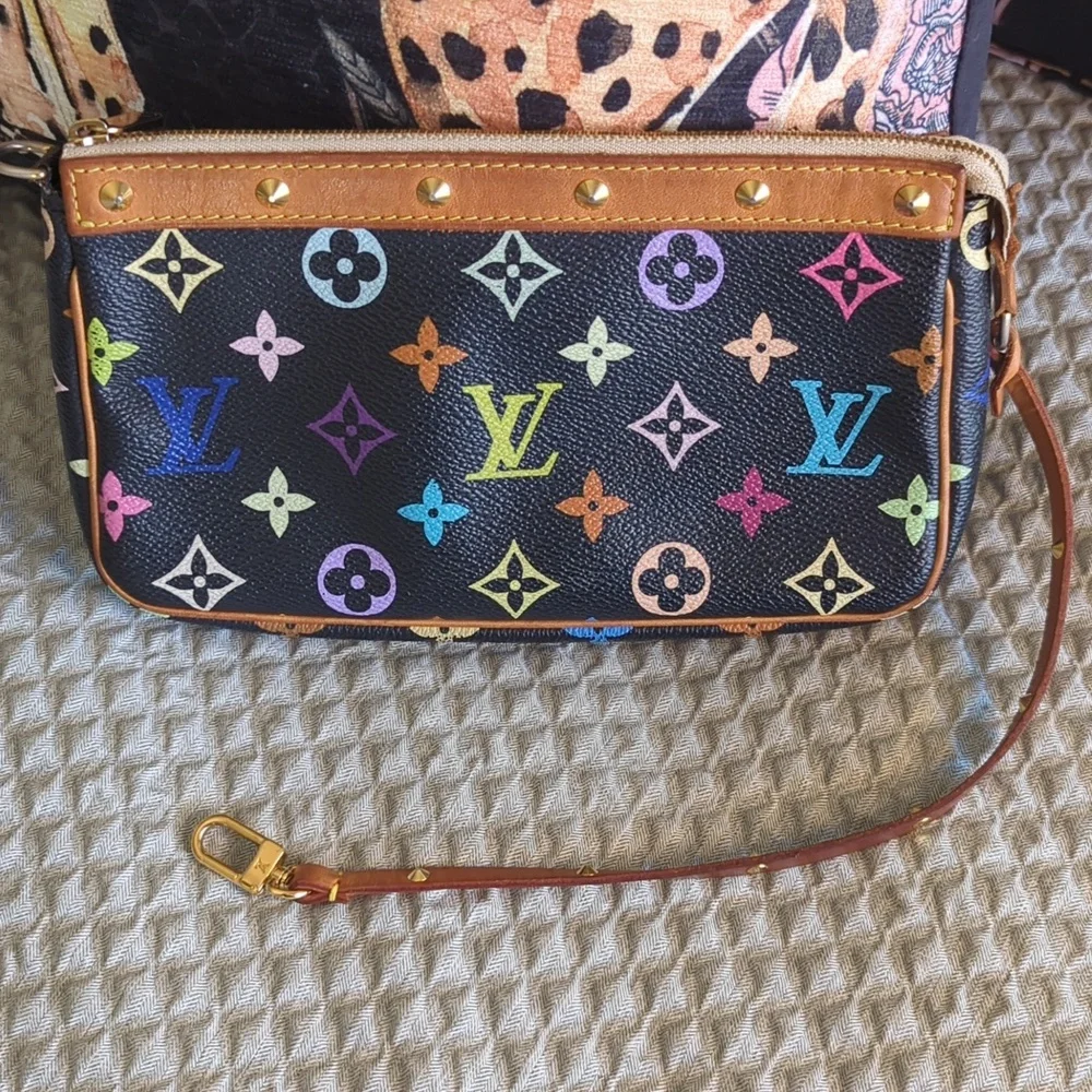⚡ FLASH SALE - Louis Vuitton Takashi Murakami Mulit Color Pochette - Picture 4 of 17